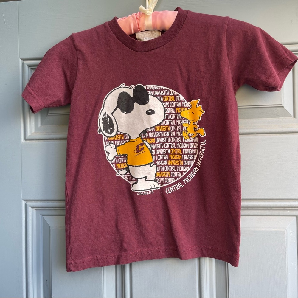 Vintage Kids Peanuts Snoopy Joe Cool T-Shirt Central Michigan University CMU xs